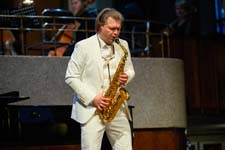 «САКСОФОН. РОЯЛЬ. ОРКЕСТР» С. КОЛЕСОВ, КАМЕРНЫЙ ОРКЕСТР И А. УШАКОВА, «РУССКАЯ МУЗЫКА НА БАЛТИКЕ», 25 Мая 2024г. — фото 12