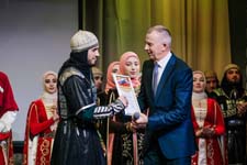 Государственный фольклорный ансамбль песни и танца «Нохчо», фестиваль «Русская музыка на Балтике», г. Гурьевск, 16 Мая 2025г. — фото 21