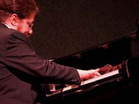 Пианист и композитор Николя Челоро (Франция), «Русская музыка на Балтике», 21 Апреля 2023г. — фото 13