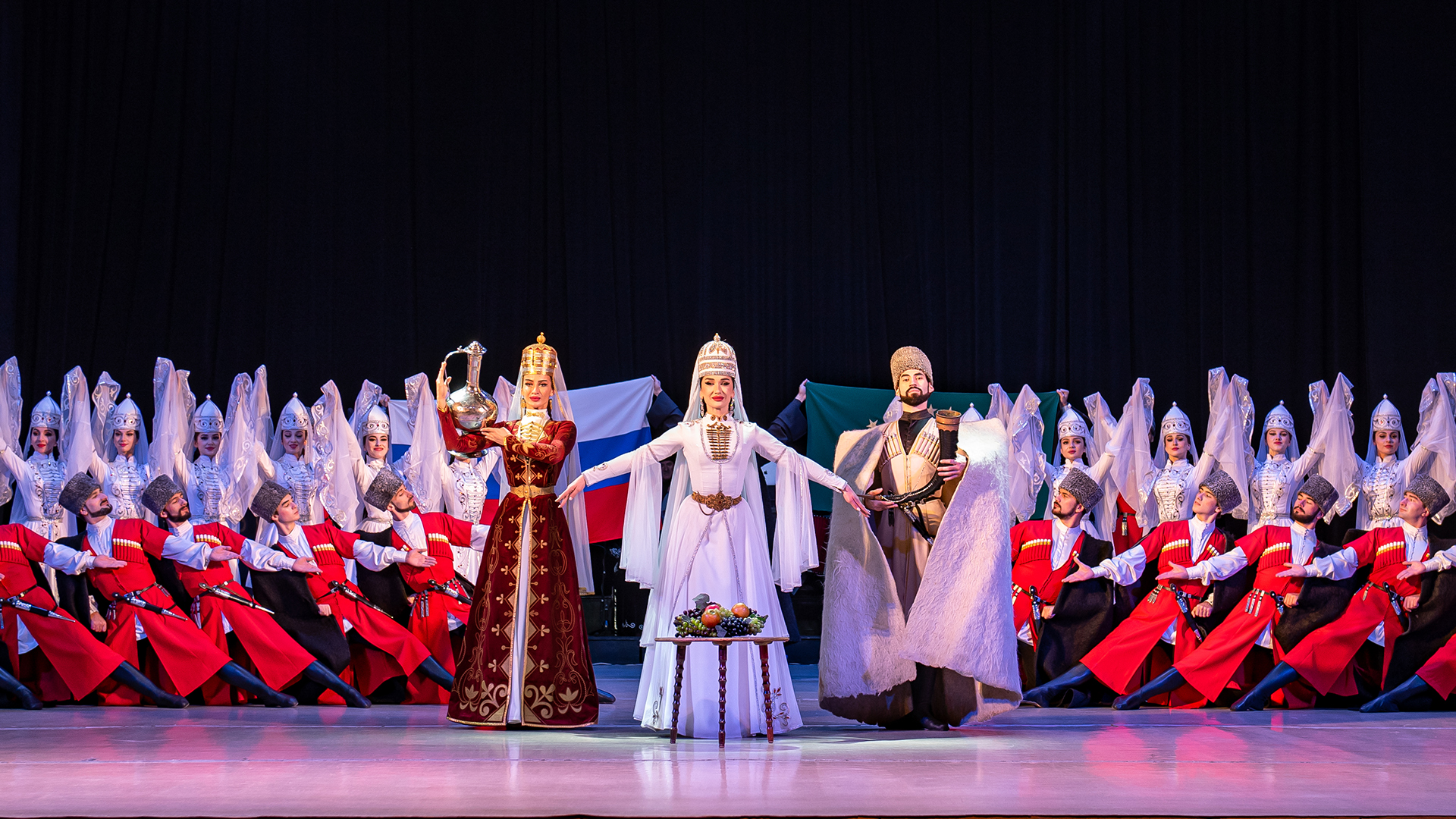 Государственный академический ансамбль народного танца Адыгеи «Нальмэс»