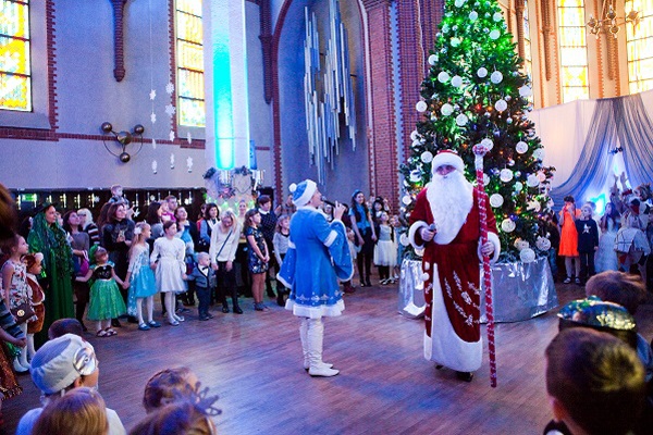 «Тили-бом, тили-бом! Новогодний Кошкин дом!»