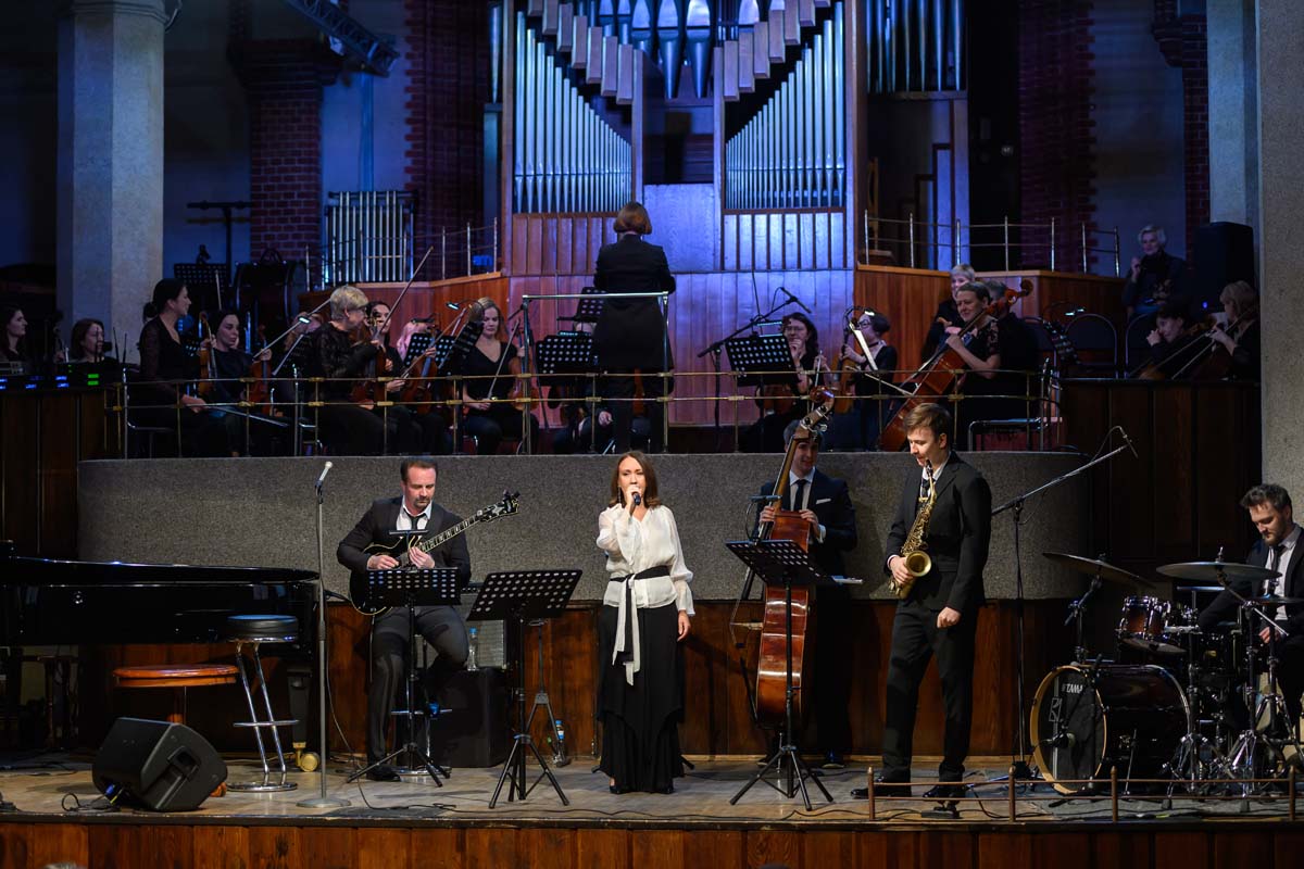 Дмитрий Носков и его квинтет, Камерный оркестр филармонии, дирижёр Елена Толкачёва, Международный фестиваль "Джаз в филармонии", 15 Ноября 2025г.