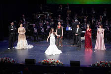 В Драмтеатре состоялся грандиозный гала-концерт «Опера, оперетта, мюзикл...», 12 Мая 2021г. — фото 84