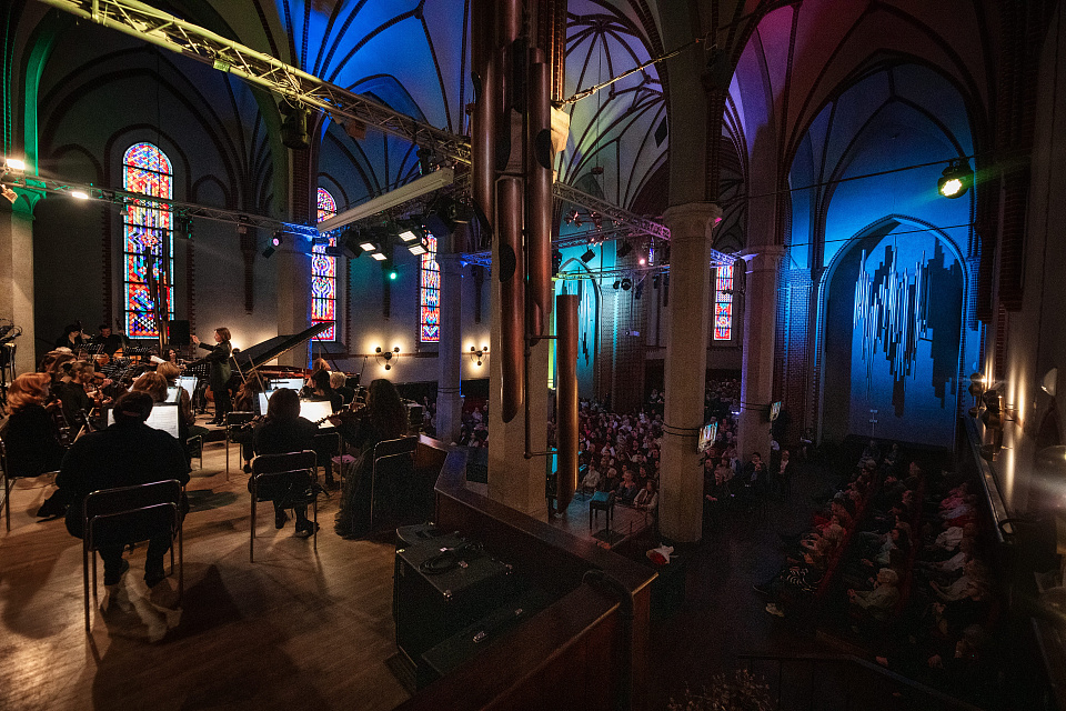 Второй концерт Рахманинова в исполнении Оркестра филармонии и Анны Ушаковой. "Русская музыка на Балтике" — фото 6