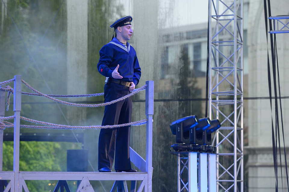 Музыкальное героическое повествование «Раскинулось море широко», пл.Победы, 9 Мая 2025г. — фото 14