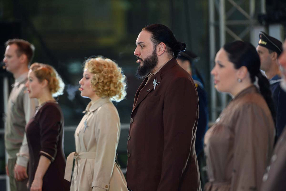 Музыкальное героическое повествование «Раскинулось море широко», пл.Победы, 9 Мая 2025г. — фото 2