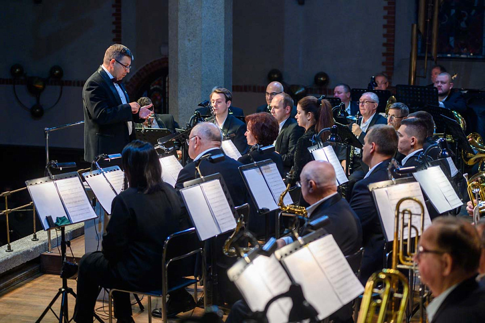 Нина Шацкая и Концертный духовой оркестр филармонии, из цикла к 65-летию Калининградской областной филармонии, 30 Сентября 2024г. — фото 6