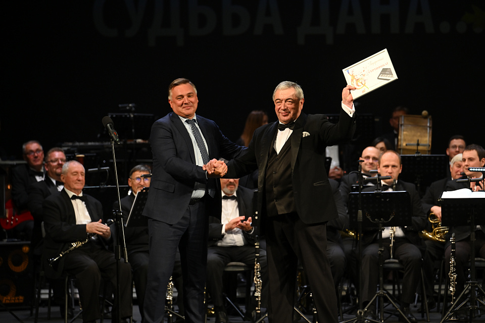 Такая нам судьба дана. Гала-концерт ко дню рождения народного артиста Виктора Бобкова — фото 12