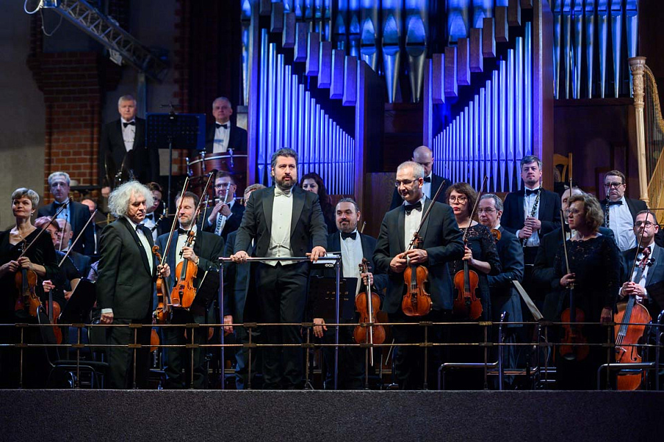 Государственный академический симфонический оркестр России им.Е.Ф. Светланова, дирижёр Д.Юровский, солист П.Милюков, 13 Апреля 2025г. — фото 4