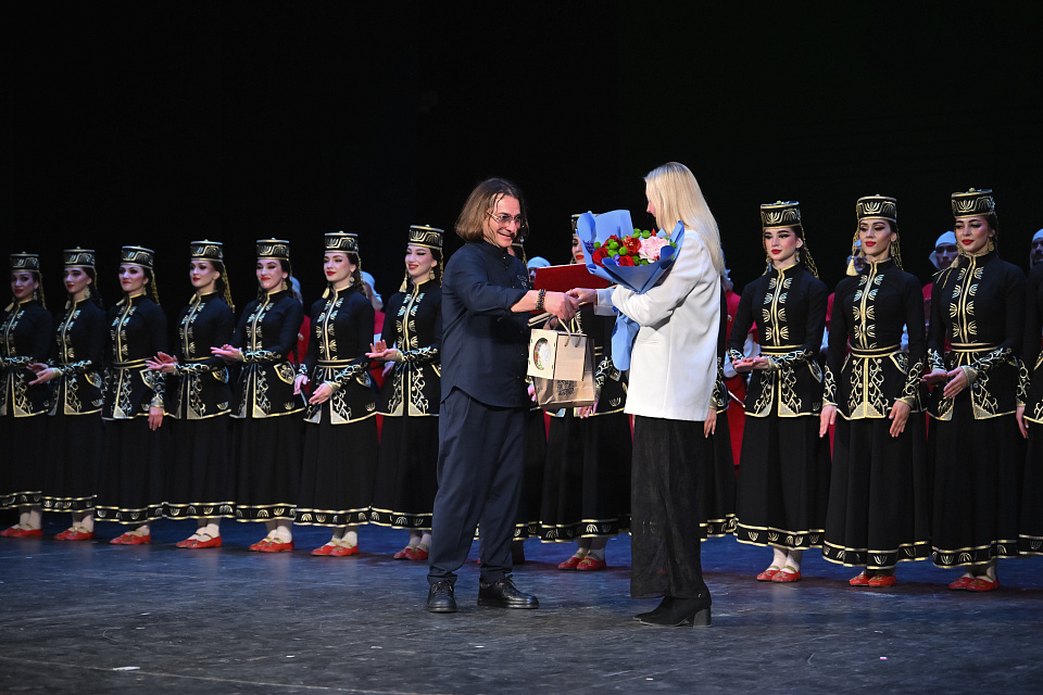 Танцевальный ансамбль «Нальмэс». «Русская музыка на Балтике» — фото 6