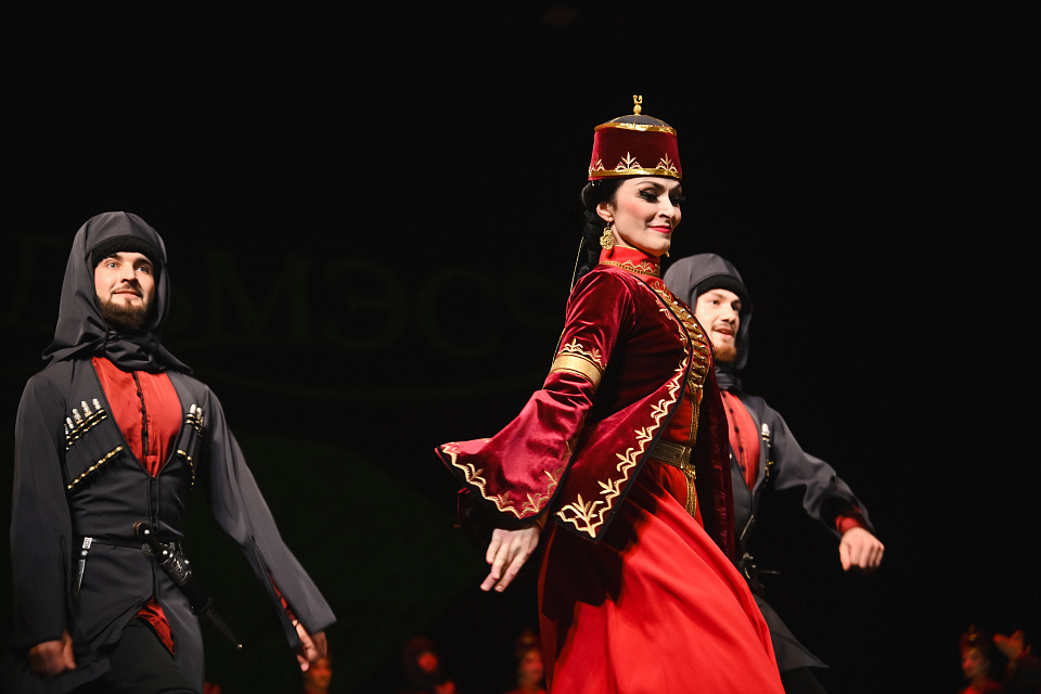 Танцевальный ансамбль «Нальмэс». «Русская музыка на Балтике» — фото 16