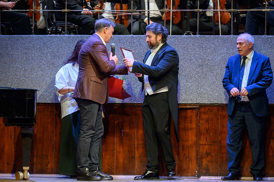 Государственный академический симфонический оркестр России им.Е.Ф. Светланова, дирижёр Д.Юровский, солист П.Милюков, 13 Апреля 2025г. — фото 18