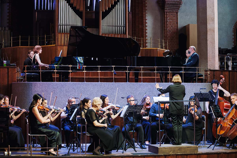Открытие фестиваля «Бахослужение», Камерный оркестр, дирижёр — Е.Толкачёва, М.Гаврилюк, А.Гиндин, А.Ушакова, 20 Июля 2025г. — фото 12