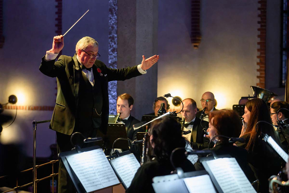 «Защитникам Отечества посвящается», Концертный духовой оркестр и солисты филармонии, 22 Февраля 2026г. — фото 2