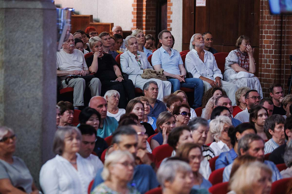 Открытие фестиваля «Бахослужение», Камерный оркестр, дирижёр — Е.Толкачёва, М.Гаврилюк, А.Гиндин, А.Ушакова, 20 Июля 2025г. — фото 20