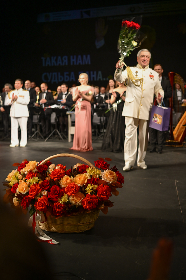 Такая нам судьба дана. Гала-концерт ко дню рождения народного артиста Виктора Бобкова — фото 3