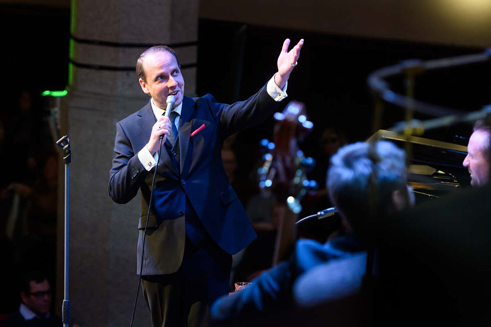 Дмитрий Носков и его квинтет, Камерный оркестр филармонии, дирижёр Елена Толкачёва, Международный фестиваль "Джаз в филармонии", 15 Ноября 2025г. — фото 5