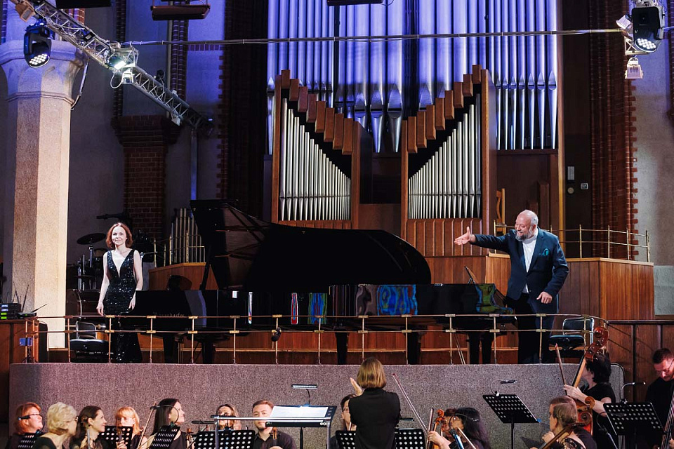 Открытие фестиваля «Бахослужение», Камерный оркестр, дирижёр — Е.Толкачёва, М.Гаврилюк, А.Гиндин, А.Ушакова, 20 Июля 2025г. — фото 9