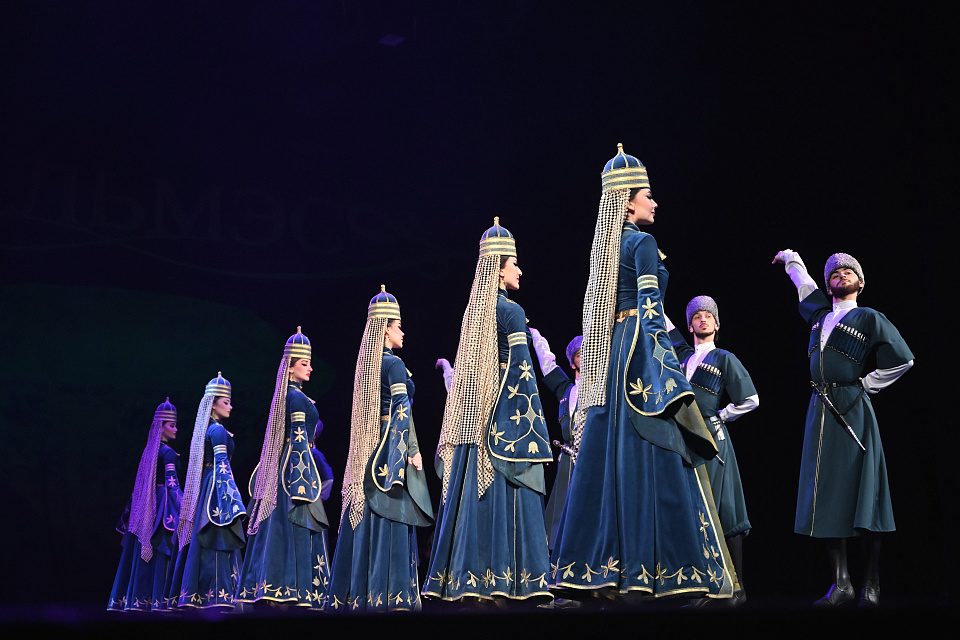 Танцевальный ансамбль «Нальмэс». «Русская музыка на Балтике» — фото 21