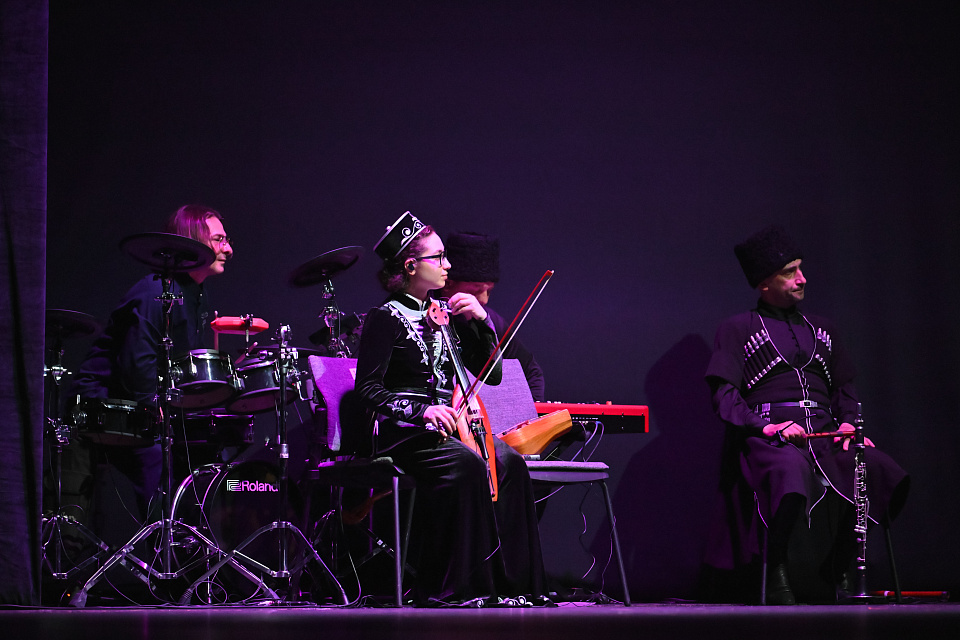 Танцевальный ансамбль «Нальмэс». «Русская музыка на Балтике» — фото 25