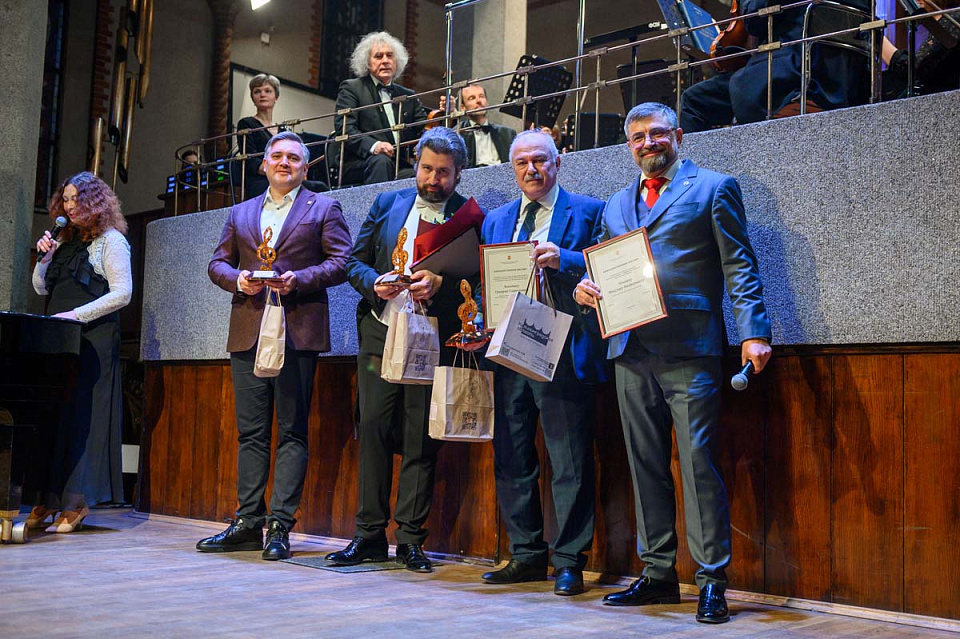 Государственный академический симфонический оркестр России им.Е.Ф. Светланова, дирижёр Д.Юровский, солист П.Милюков, 13 Апреля 2025г. — фото 20