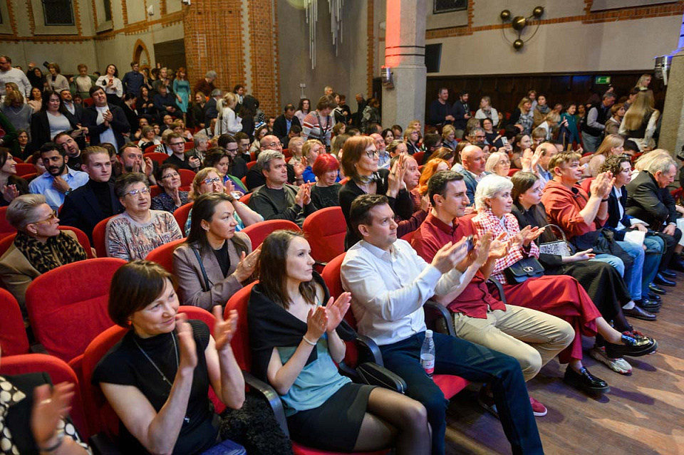 Государственный академический симфонический оркестр России им.Е.Ф. Светланова, дирижёр Д.Юровский, солист П.Милюков, 13 Апреля 2025г. — фото 21